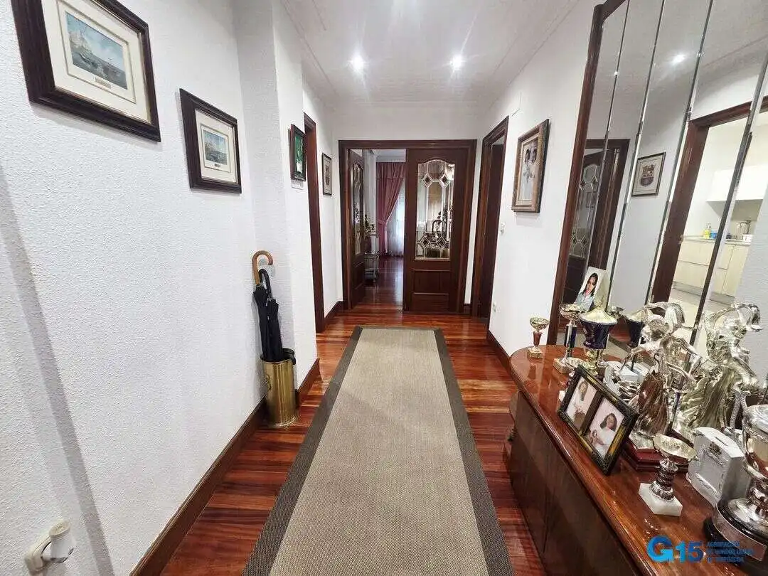 Piso en venta en Errenteria con Calefacción, Terraza y Amueblado