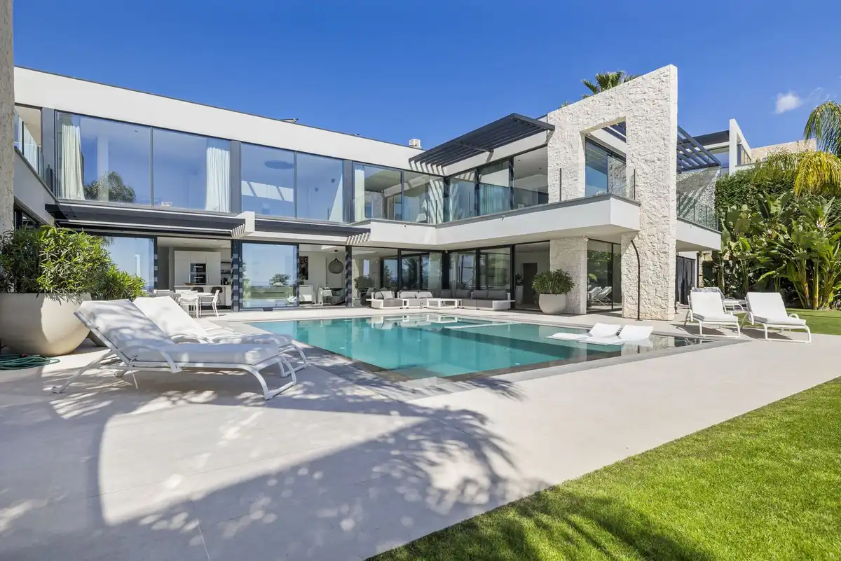 Casa amb piscina en venda a La Alquería