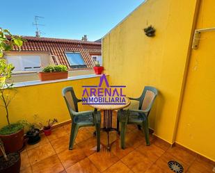 Balcony of Attic for sale in A Pobra do Caramiñal  with Heating, Terrace and Storage room