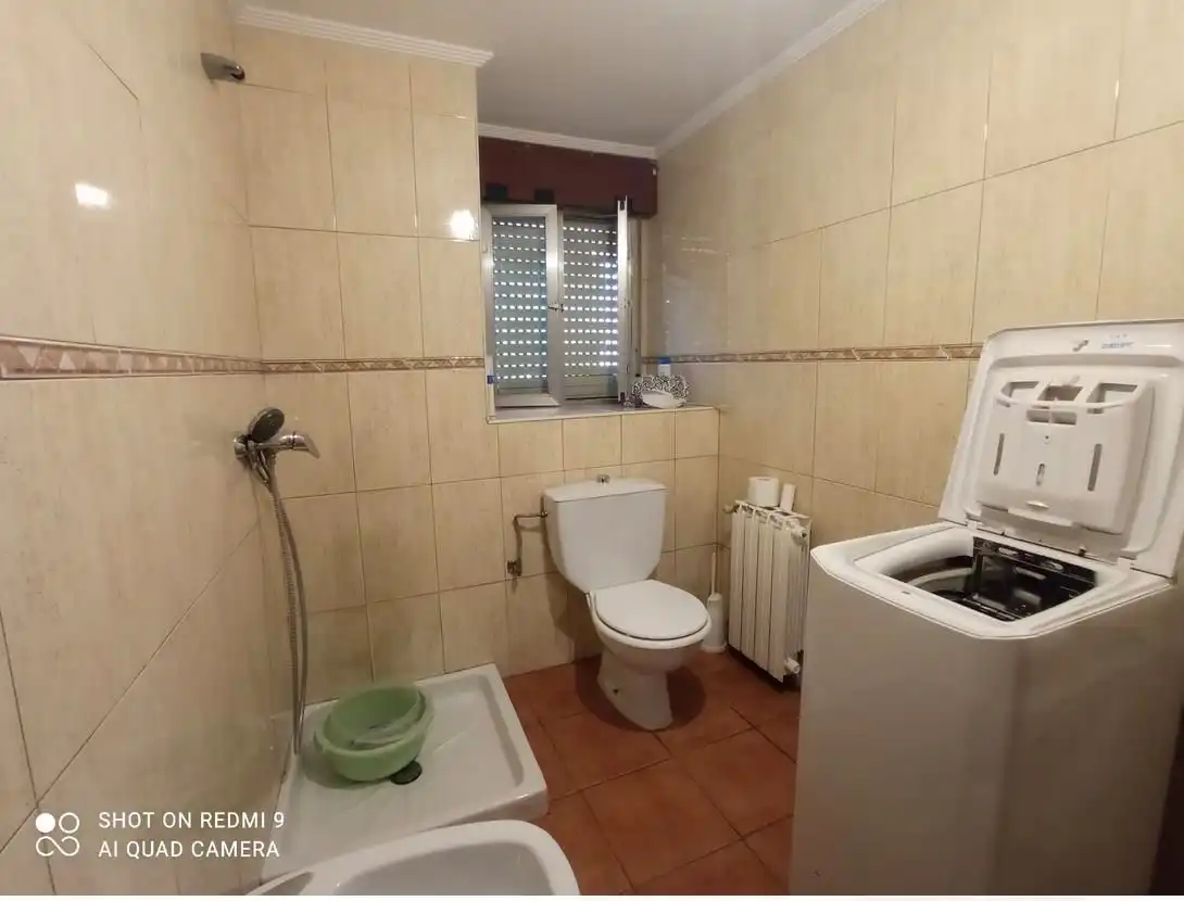 Badezimmer von Haus oder Chalet zum Verkauf in Gijón  mit Heizung, Privatgarten und Abstellraum