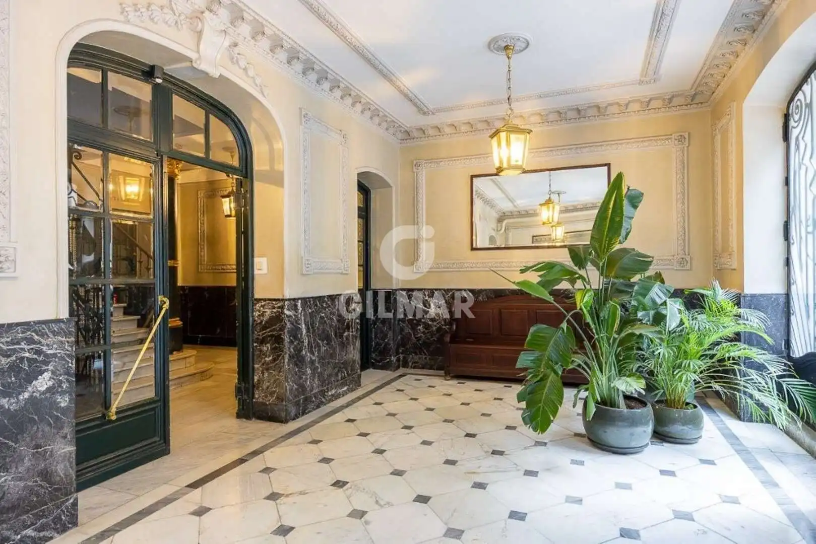 Piso en venta en Madrid con Calefacción y Balcón