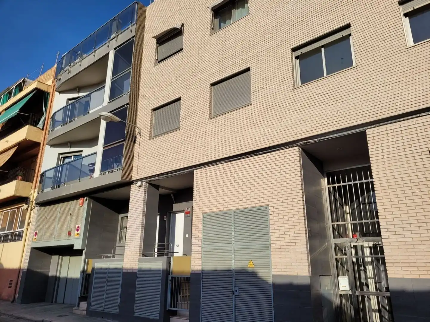 Vista exterior de Garaje en venta en Alicante / Alacant