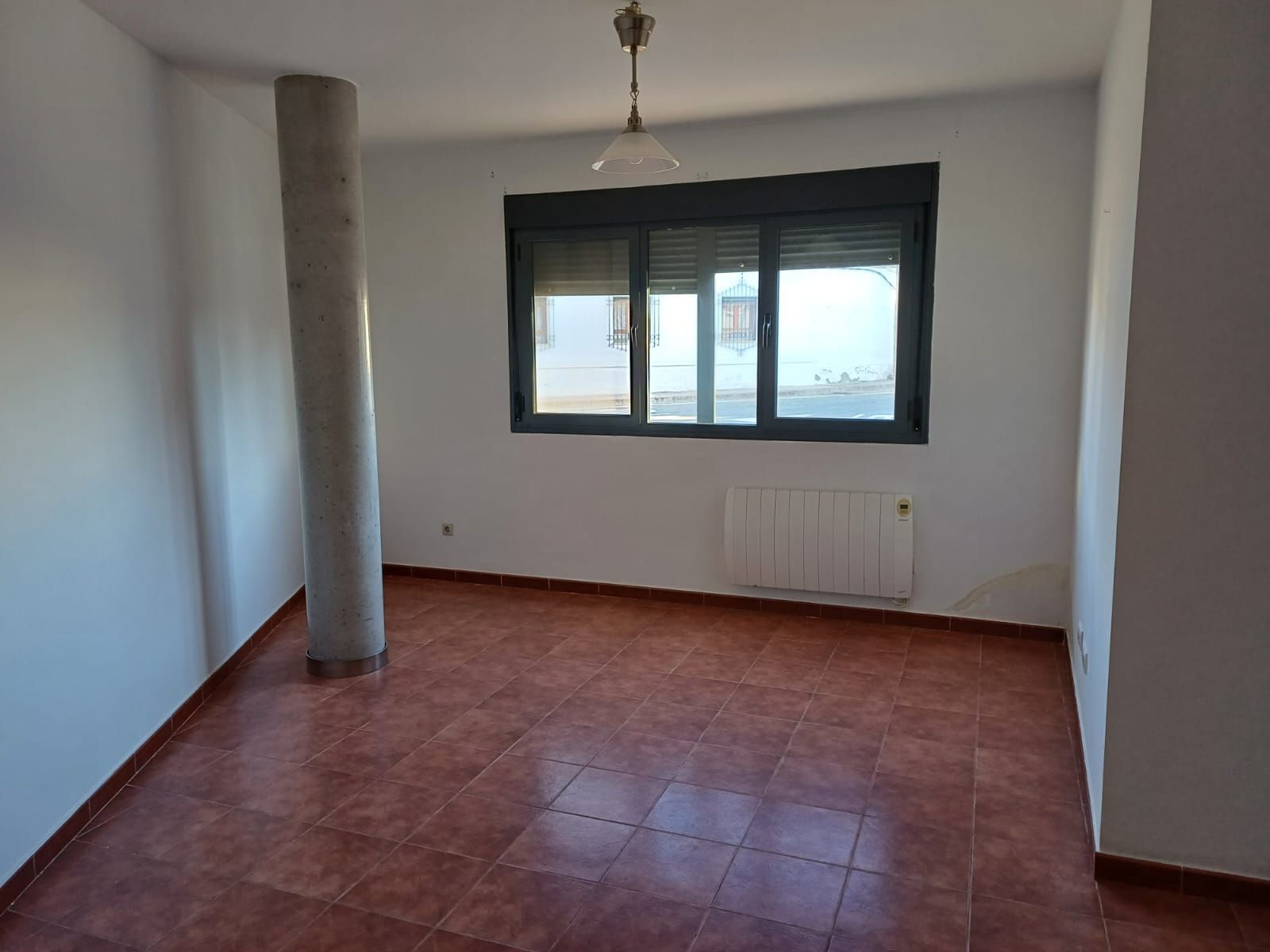 Casa adosada en venda en Chinchilla de Monte-Aragón amb Calefacció
