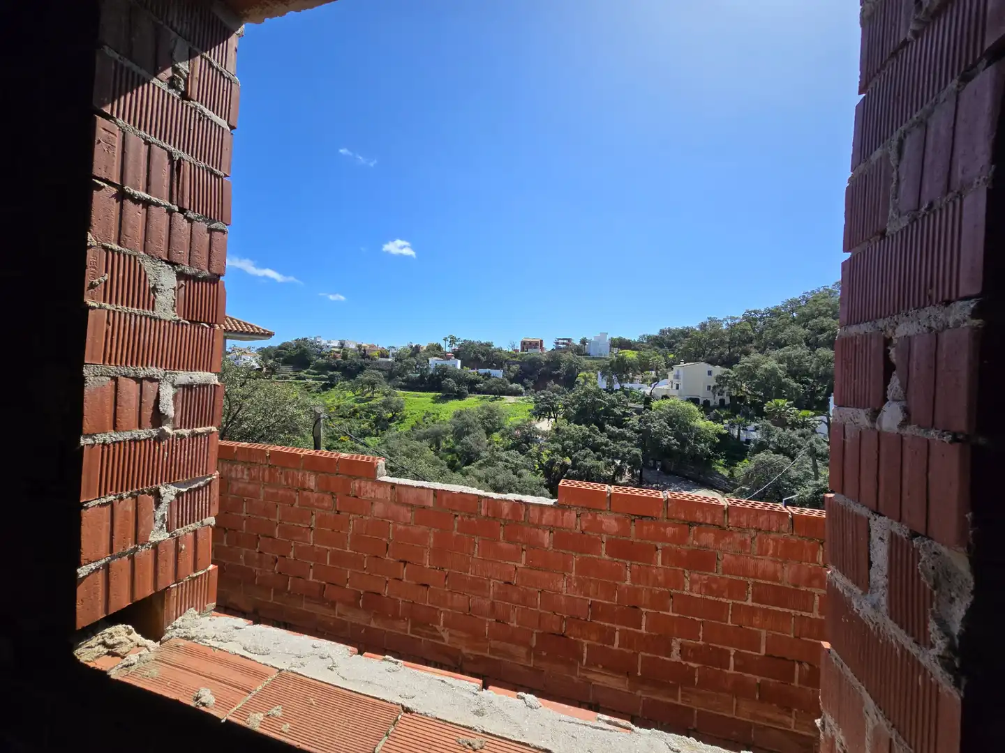 Vista exterior de Edifici en venda en Ojén amb Piscina comunitària