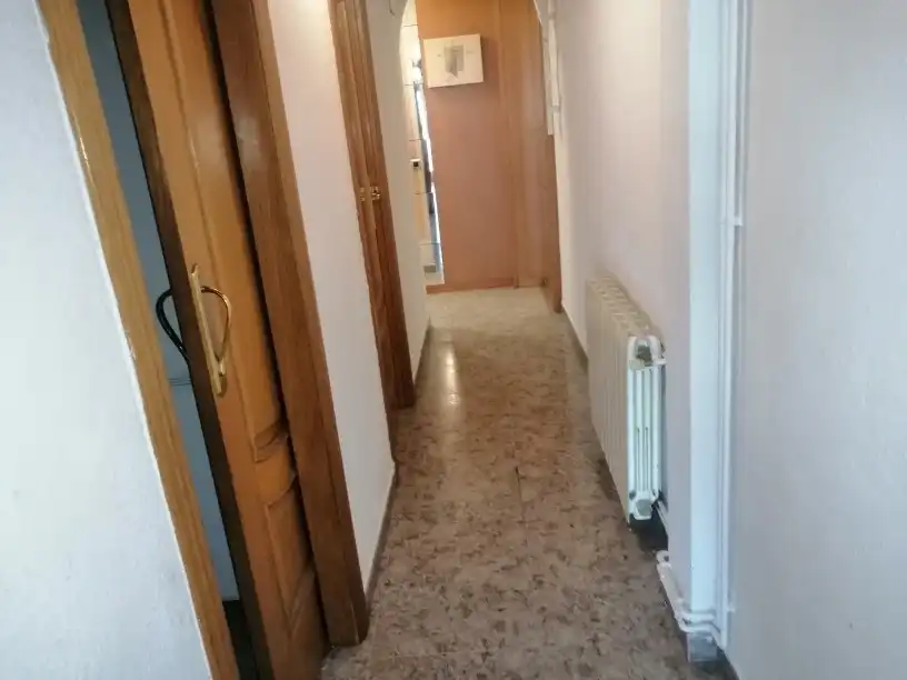 Piso en venta en Barcelona con Calefacción, Balcón y Alarma