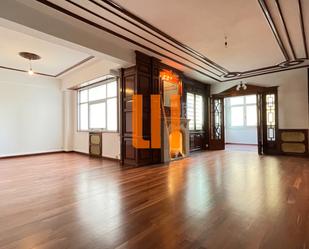 Living room of Flat to rent in A Coruña Capital   with Heating, Parquet flooring and Storage room