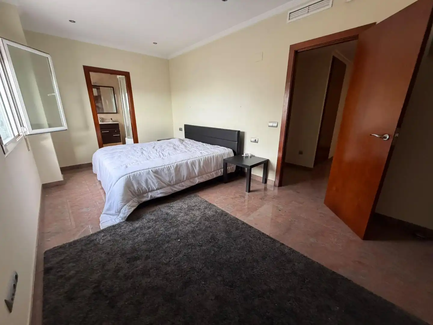 Habitación de Dúplex en venta en Guadassuar, Valencia