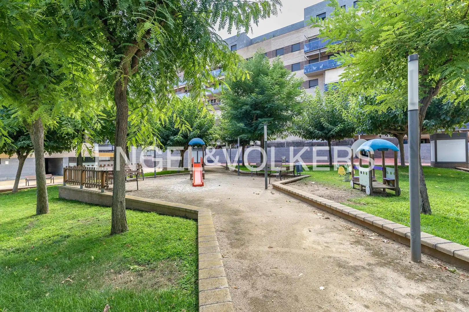 Exterior view of Flat for sale in Sabadell  with Air Conditioner, Heating and Parquet flooring