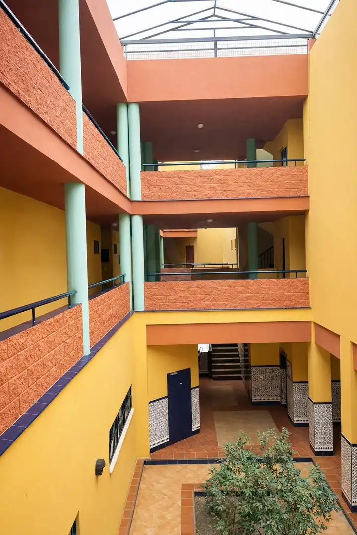 Vista exterior de Pis en venda en Camas amb Aire condicionat