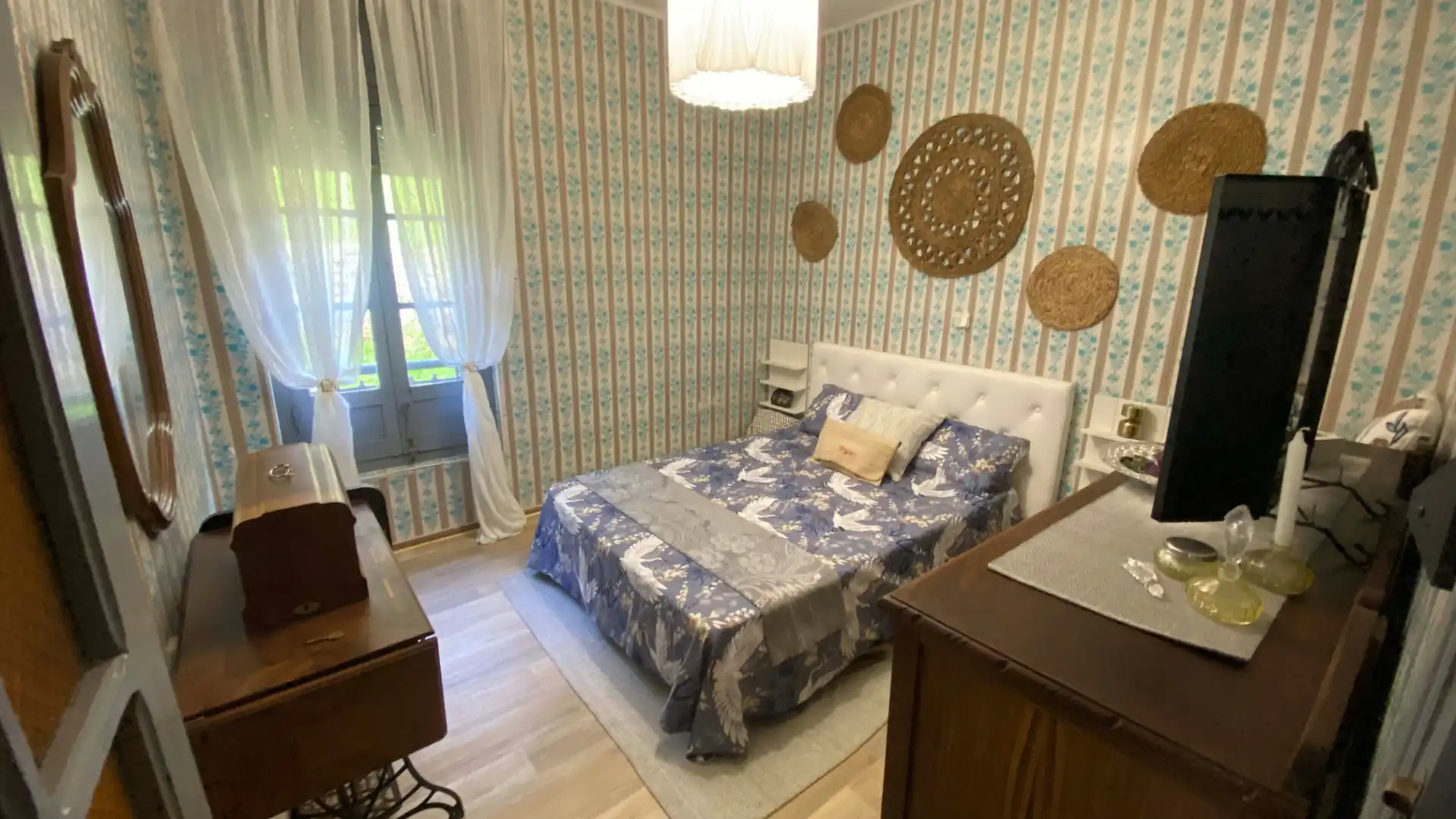 Schlafzimmer von Einfamilien-Reihenhaus zum Verkauf in San Martín del Rey Aurelio mit Privatgarten, Terrasse und Möbliert
