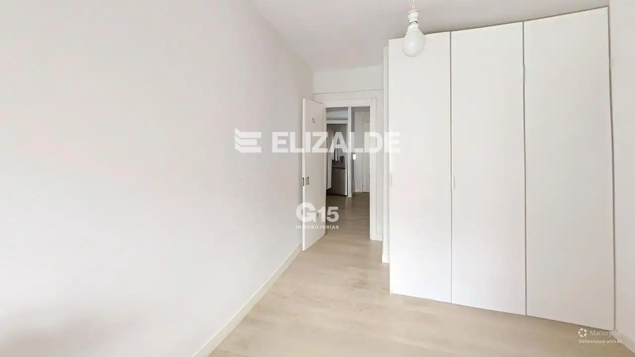 Flat with terrace for sale in Antiguo, imagen 16