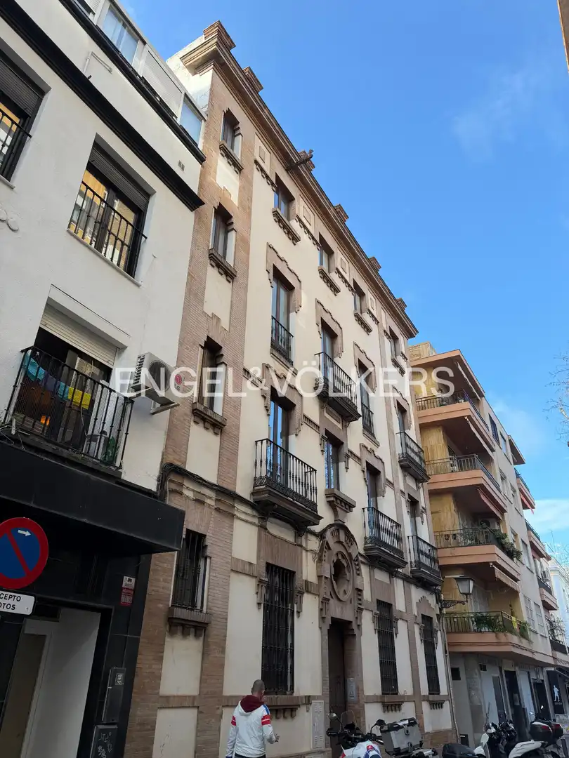 Exterior view of Attic for sale in Sevilla  with Air Conditioner, Heating and Terrace