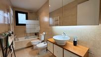 Badezimmer von Dachboden zum verkauf in Sant Adrià de Besòs mit Heizung, Terrasse und Abstellraum