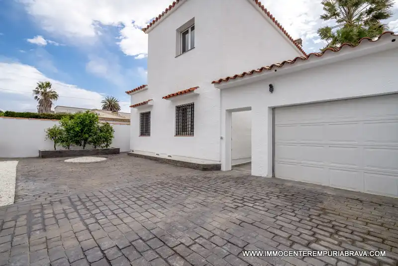 Chalet en venta en Cap Ras - Creus - Falconera, imagen 2