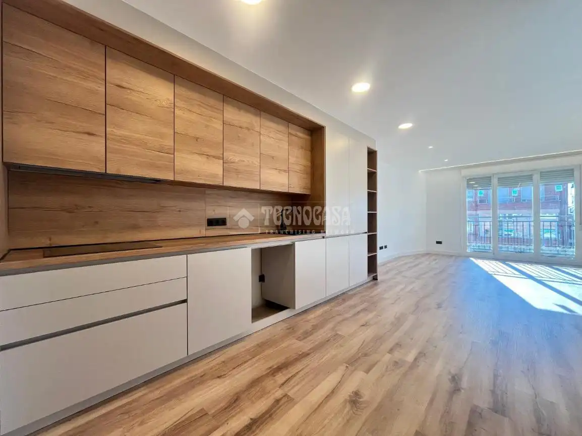 Sala de estar de Piso en venta en Talavera de la Reina con Aire acondicionado, Balcón y Alarma