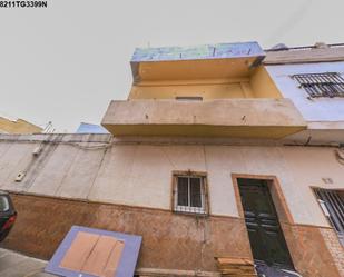 Exterior view of Flat for sale in  Sevilla Capital