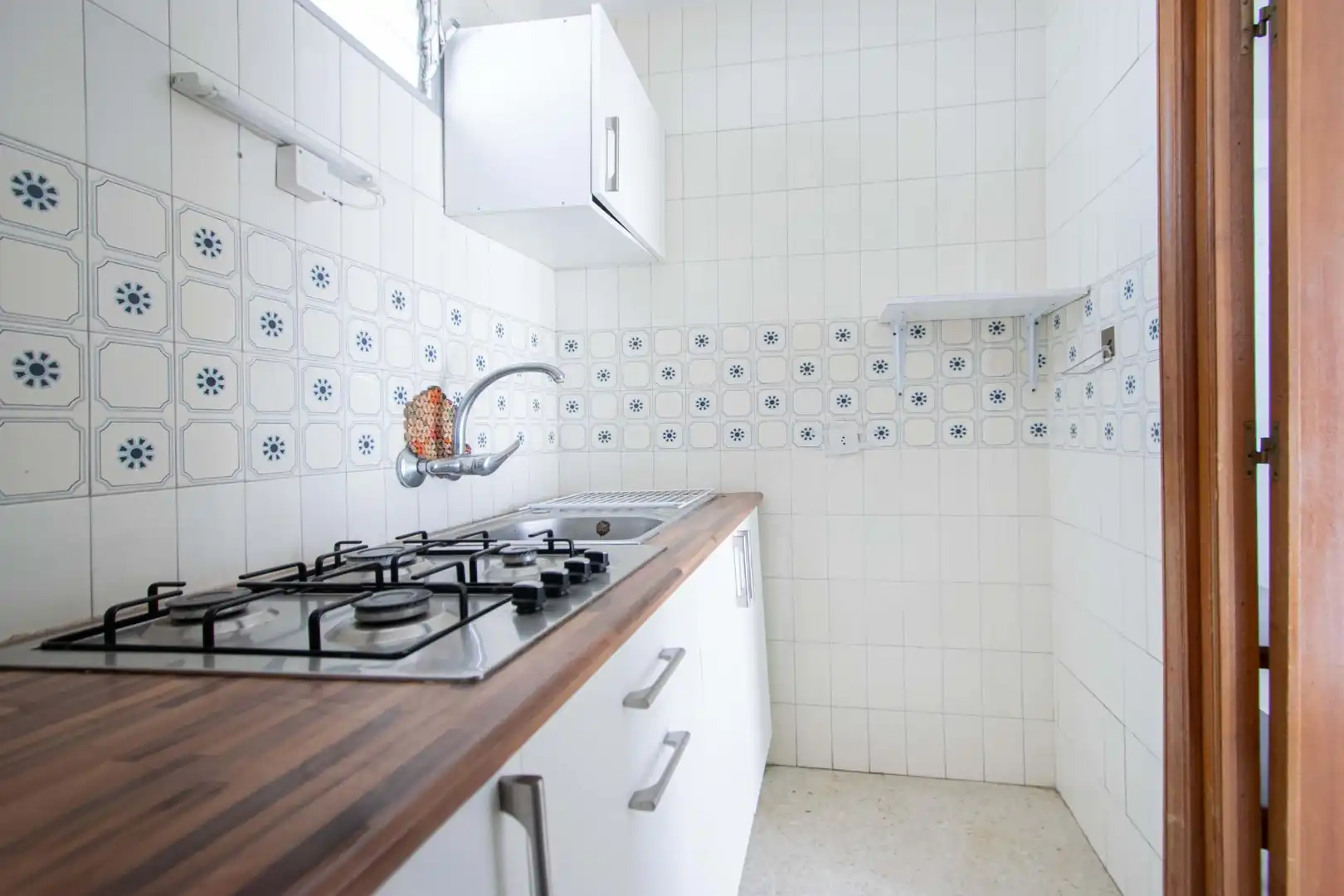 Cuina de Casa o xalet en venda en Sevilla amb Jardí privat i Terrassa