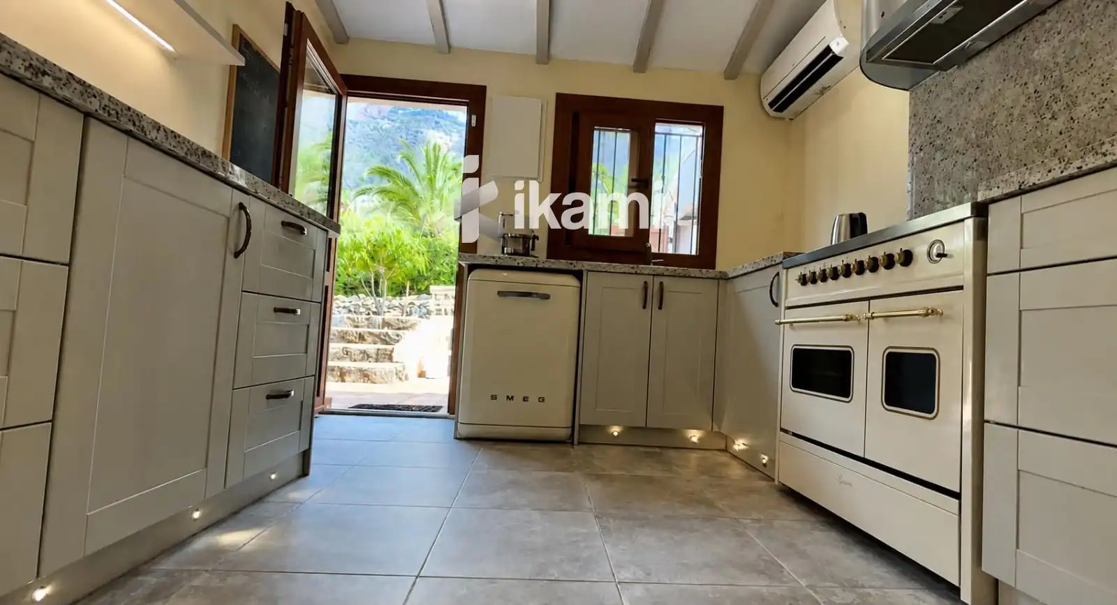 Cuina de Casa o xalet en venda en Jávea / Xàbia amb Aire condicionat, Calefacció i Jardí privat