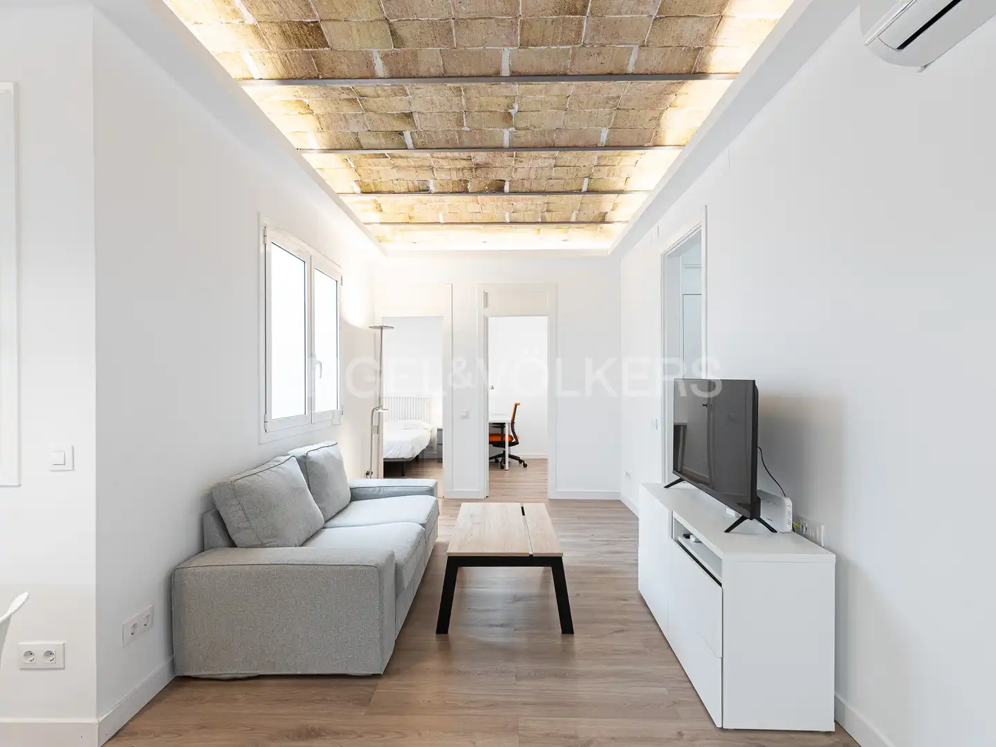 Living room of Flat for rent in Barcelona  with Air Conditioner, Heating and Furnished
