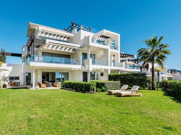 Apartament amb jardí en venda a Montemayor - Marbella Club
