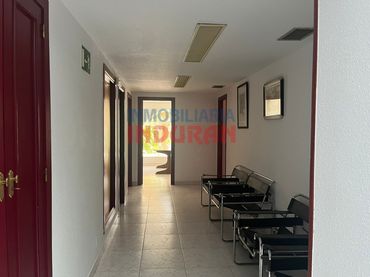 Business premises for sale in Calle Pablo Luengo