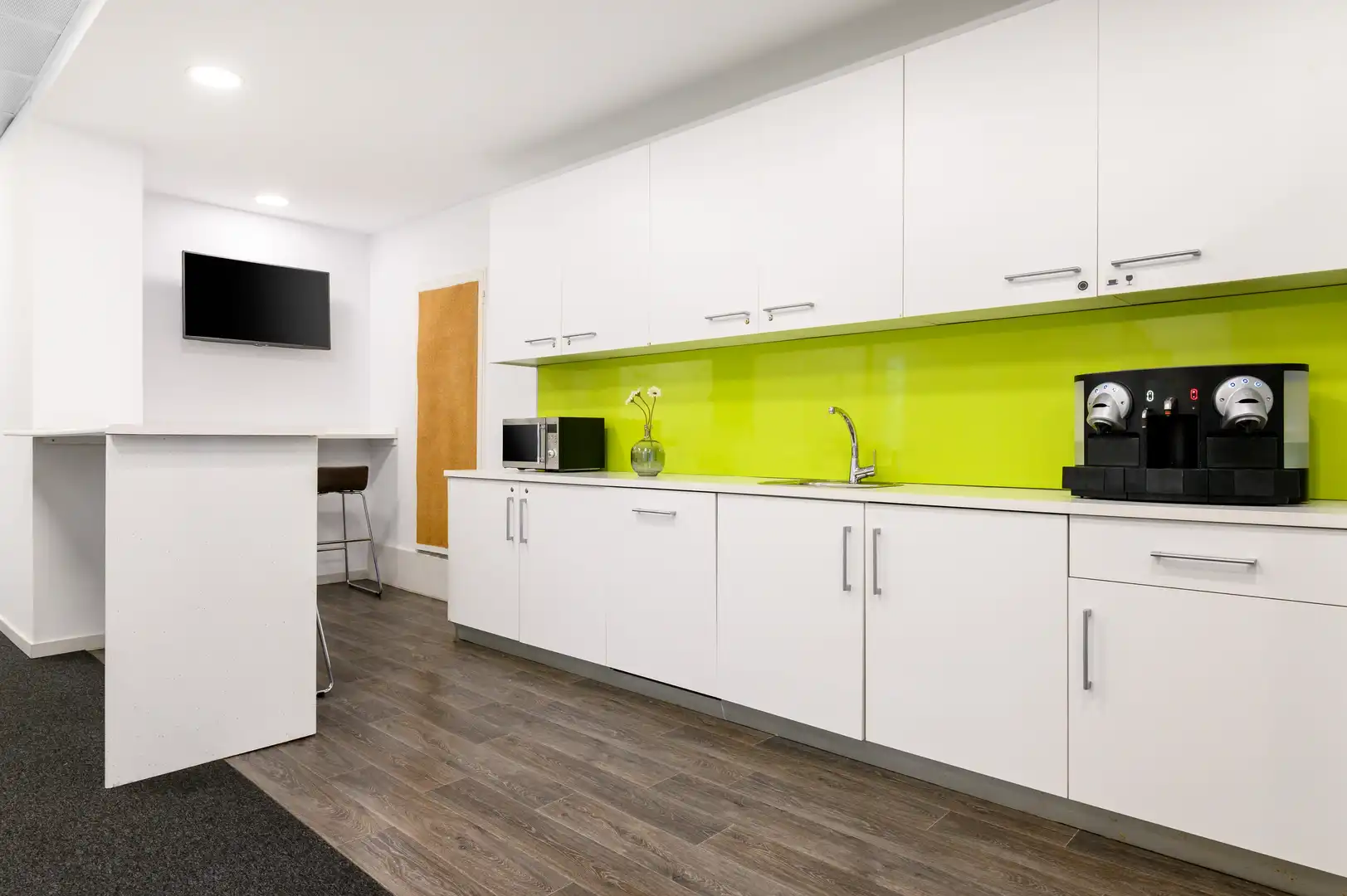 Cocina de Oficina de alquiler en Las Rozas de Madrid con Aire acondicionado, Calefacción y Amueblado