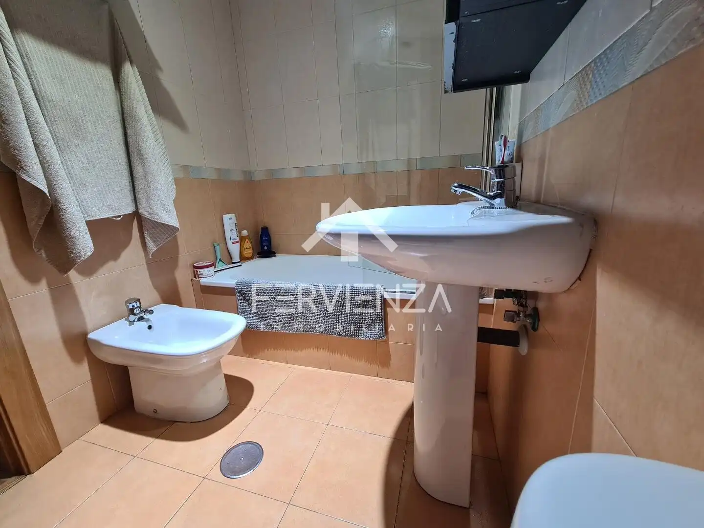 Bany de Pis en venda en Oviedo 