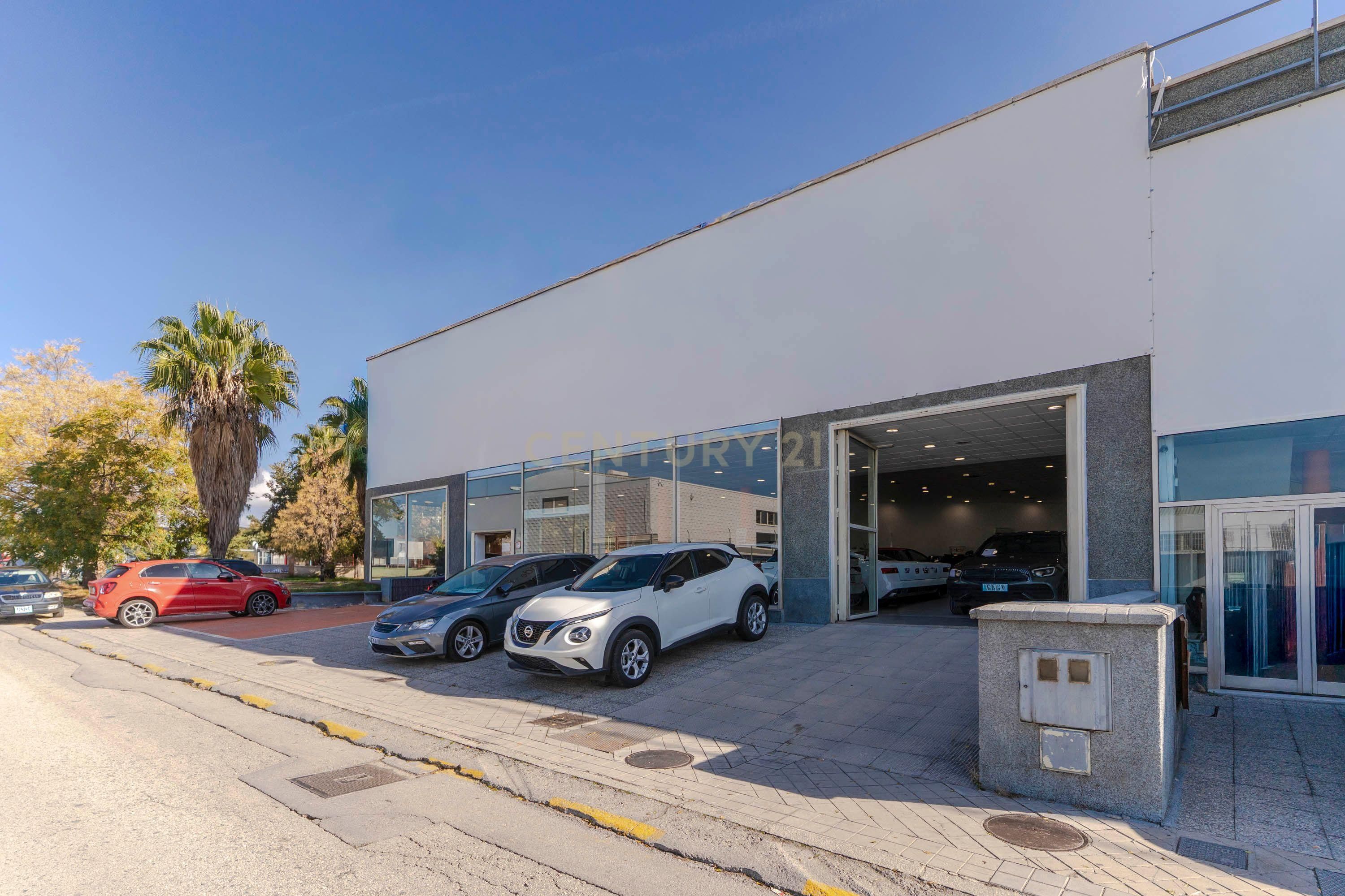 Exterior view of Premises for sale in  Granada Capital  with Air Conditioner