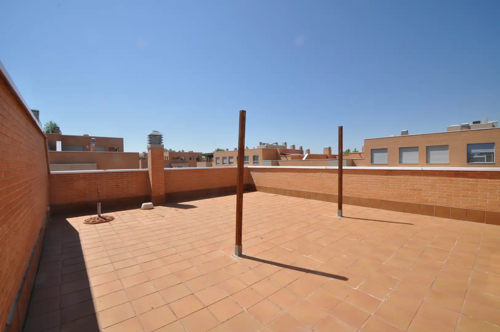 Terrassa de Àtic de lloguer en Yebes amb Aire condicionat, Calefacció i Jardí privat