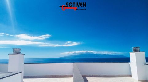 Foto 2 de Apartamento en venta en Puerto de Santiago, Santiago del Teide