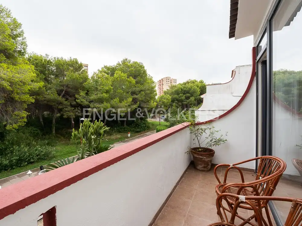 Terrace of Houses for rent in Valencia  with Air Conditioner, Heating and Private garden