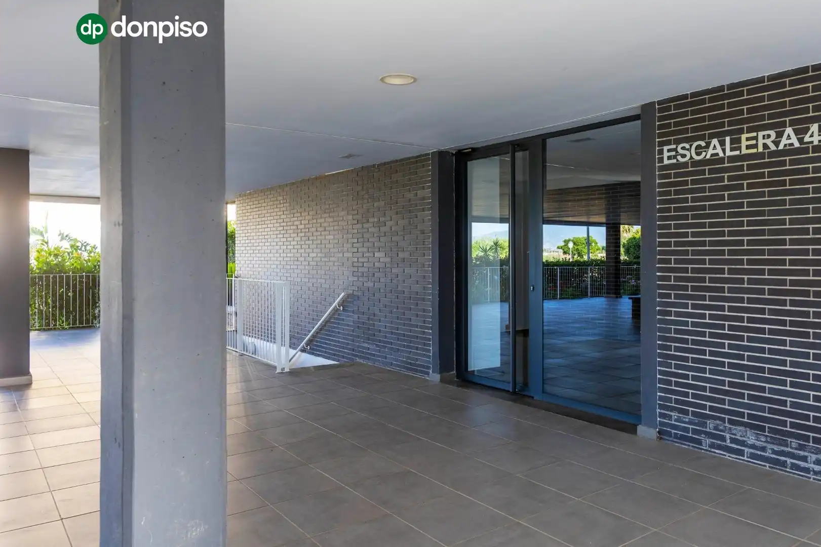 Attic for sale in Salobreña  with Air Conditioner, Terrace and Storage room