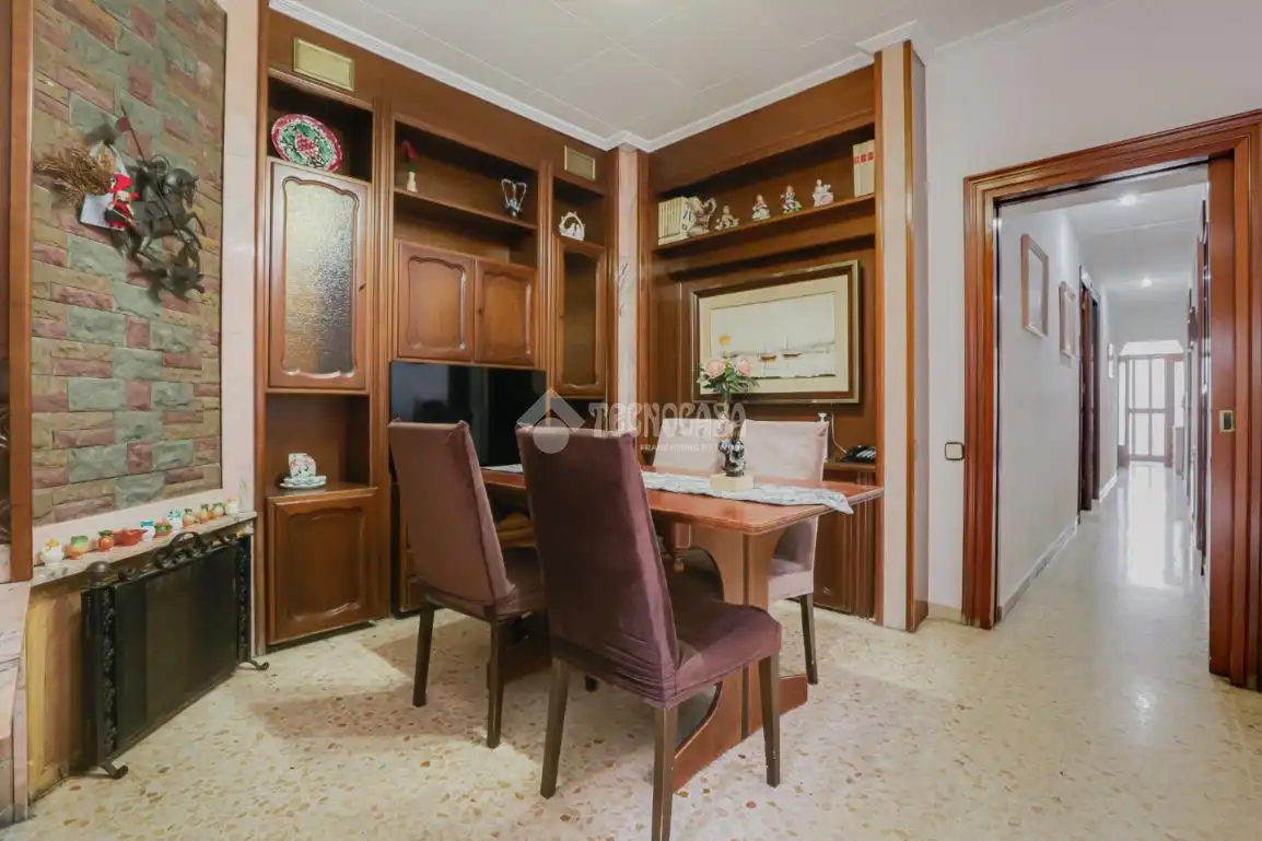 Esszimmer von Einfamilien-Reihenhaus zum Verkauf in Montcada i Reixac mit Heizung, Terrasse und Balkon