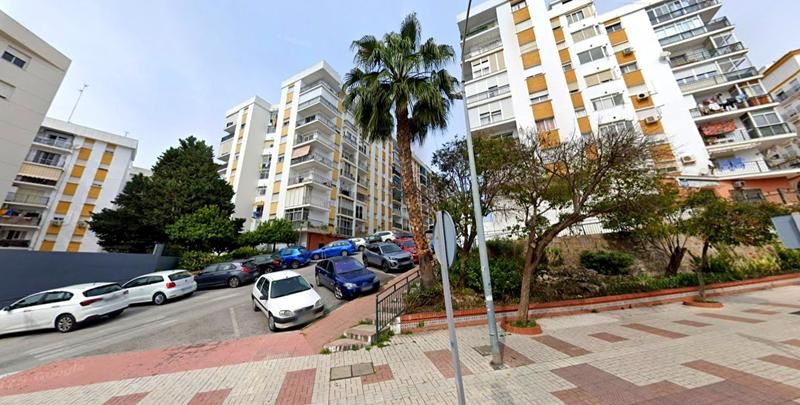 Vista exterior de Pis en venda en Estepona amb Terrassa