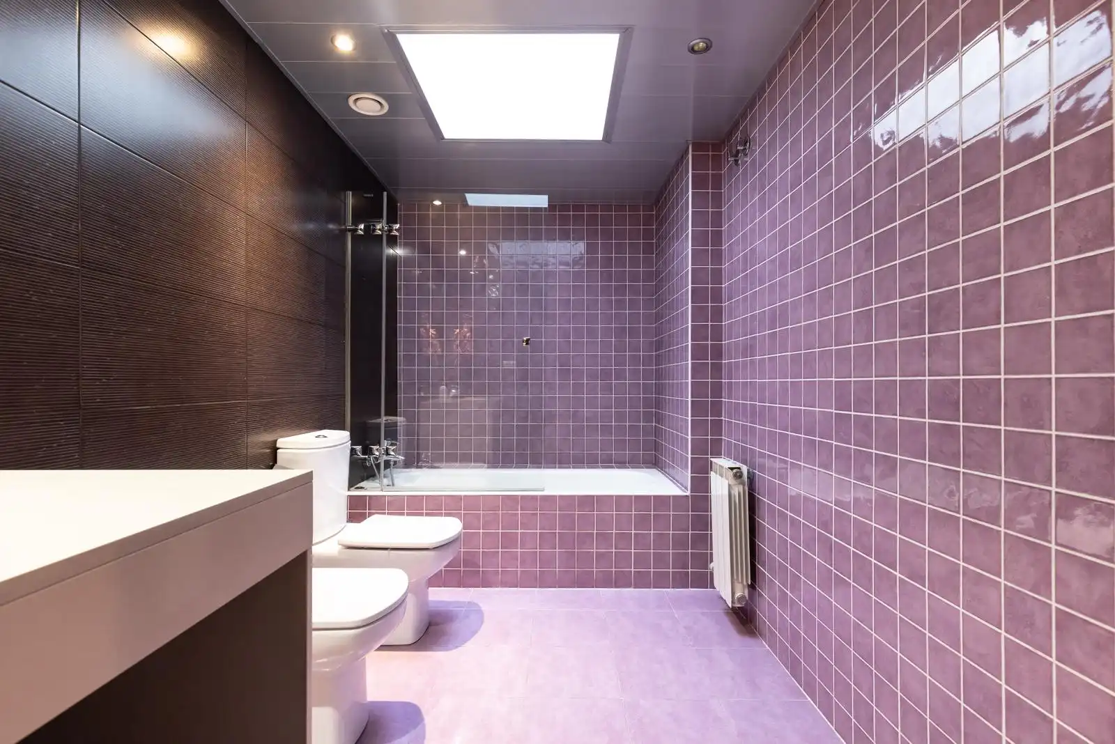 Baño de Casa adosada en venta en Cambrils con Aire acondicionado, Calefacción y Jardín privado