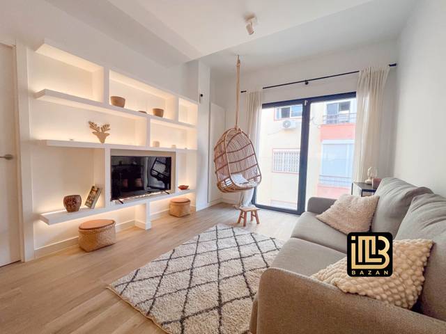 Piso en Alquiler en Calle Antonio Jiménez Ruiz en Los Castillejos - La Trinidad