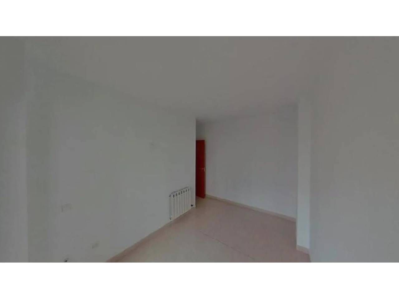 Flat for sale in Girona Capital  with Balcony