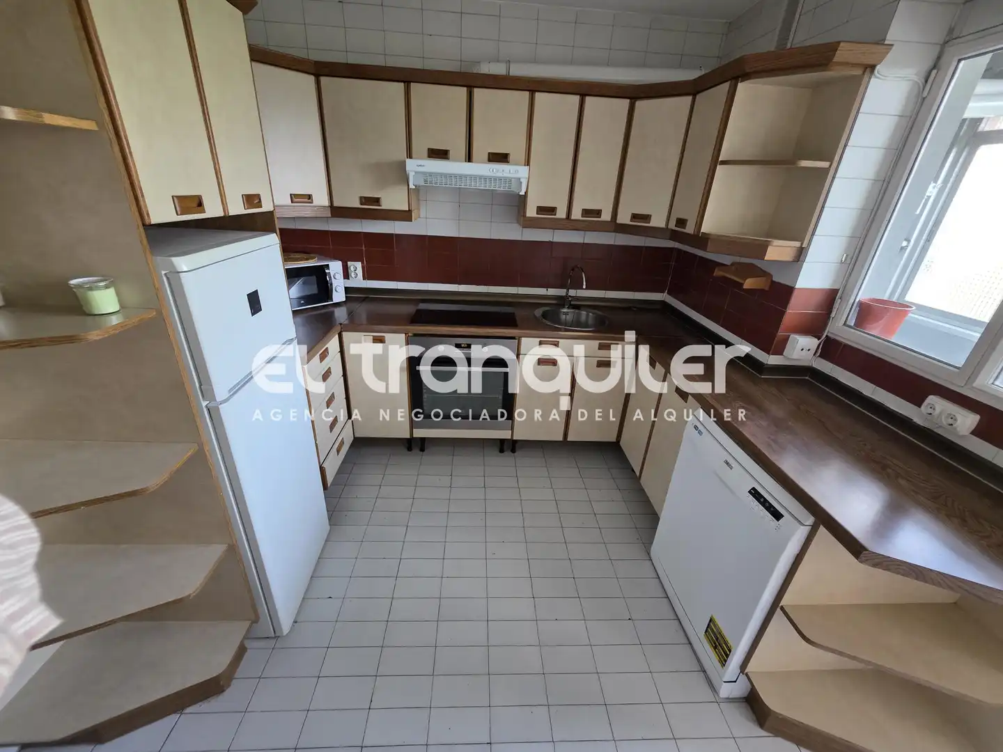 Kitchen of Flat for rent in Madrid  with Parquet flooring, Terrace and Furnished