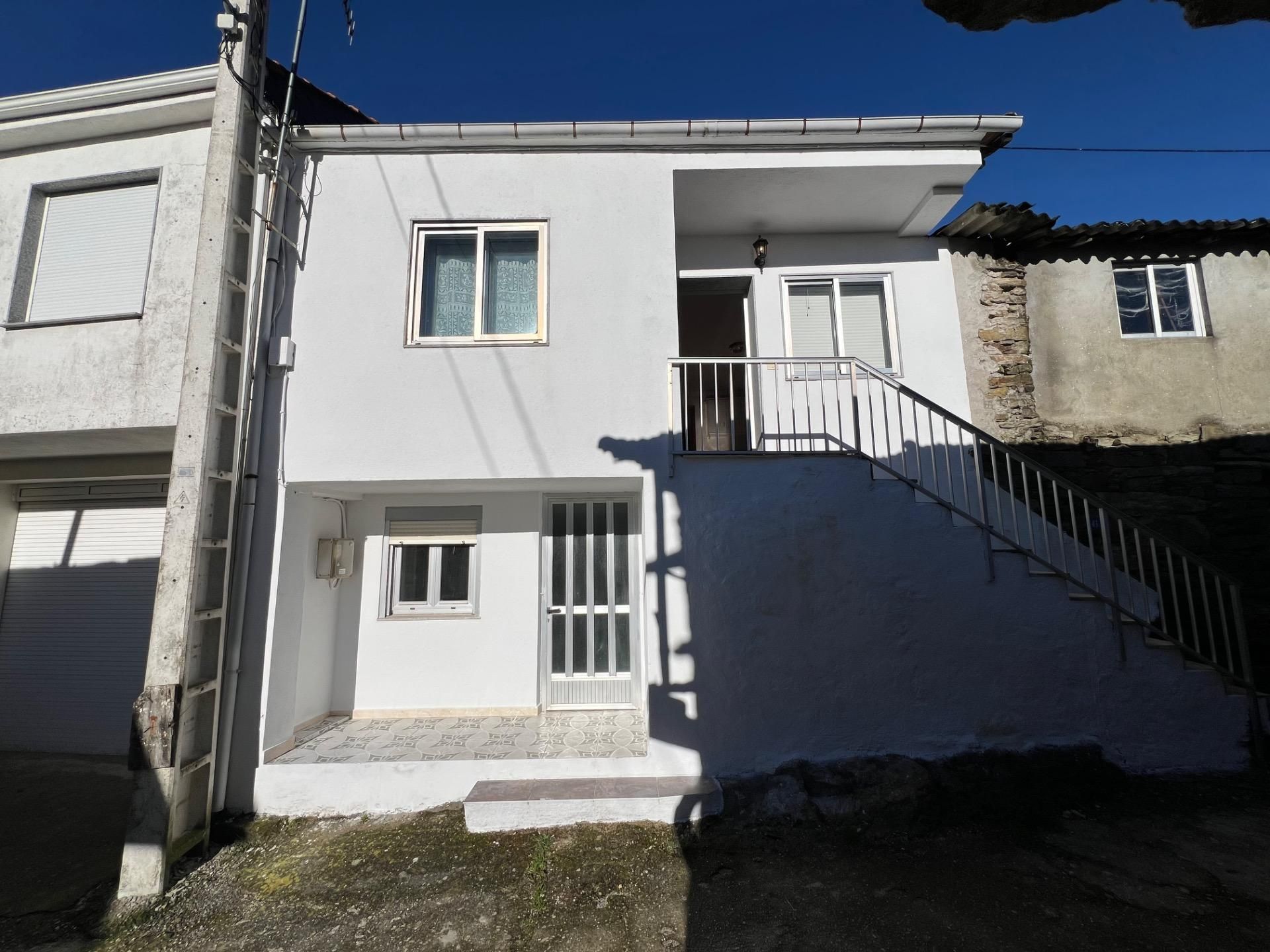 Vista exterior de Finca rústica en venta en Castrelo do Val con Jardín privado y Amueblado