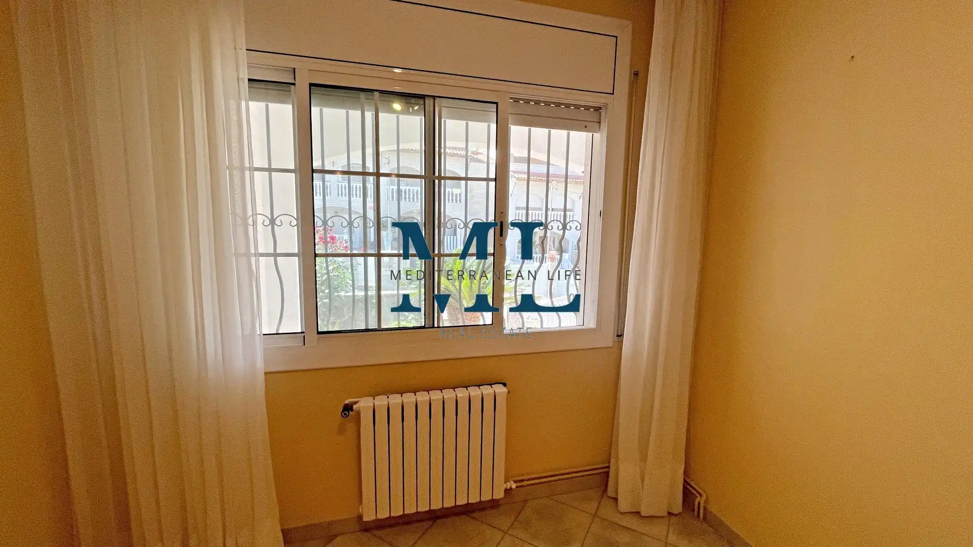Dormitori de Casa adosada en venda en Sant Pere de Ribes amb Calefacció i Piscina