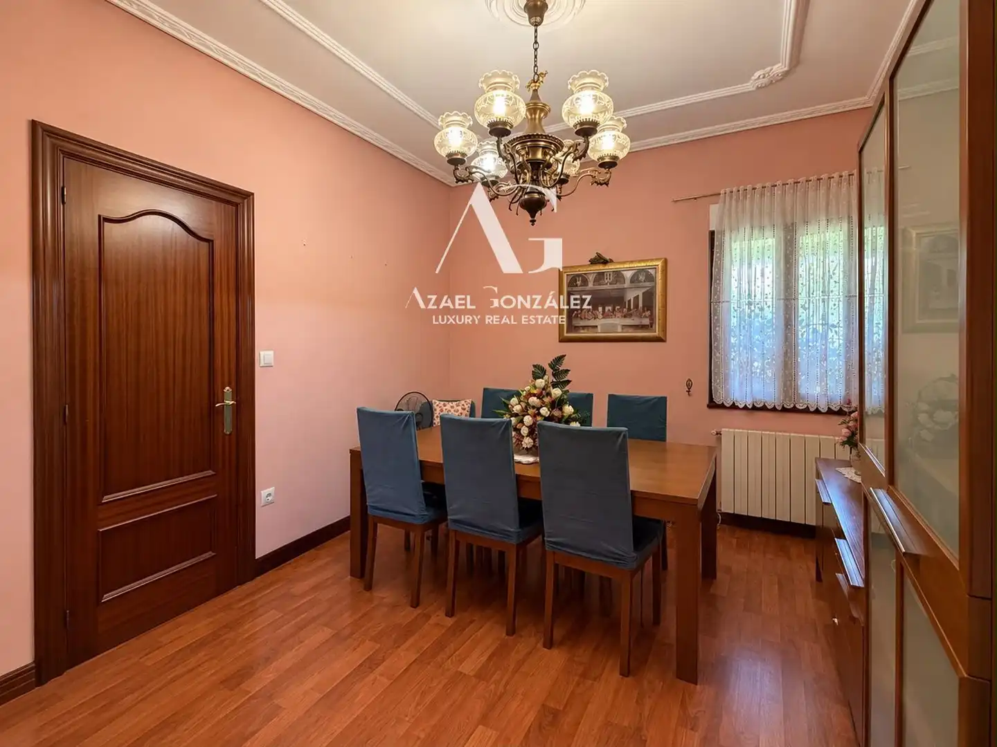 Comedor de Casa o chalet en venta en Torrelavega  con Calefacción y Amueblado