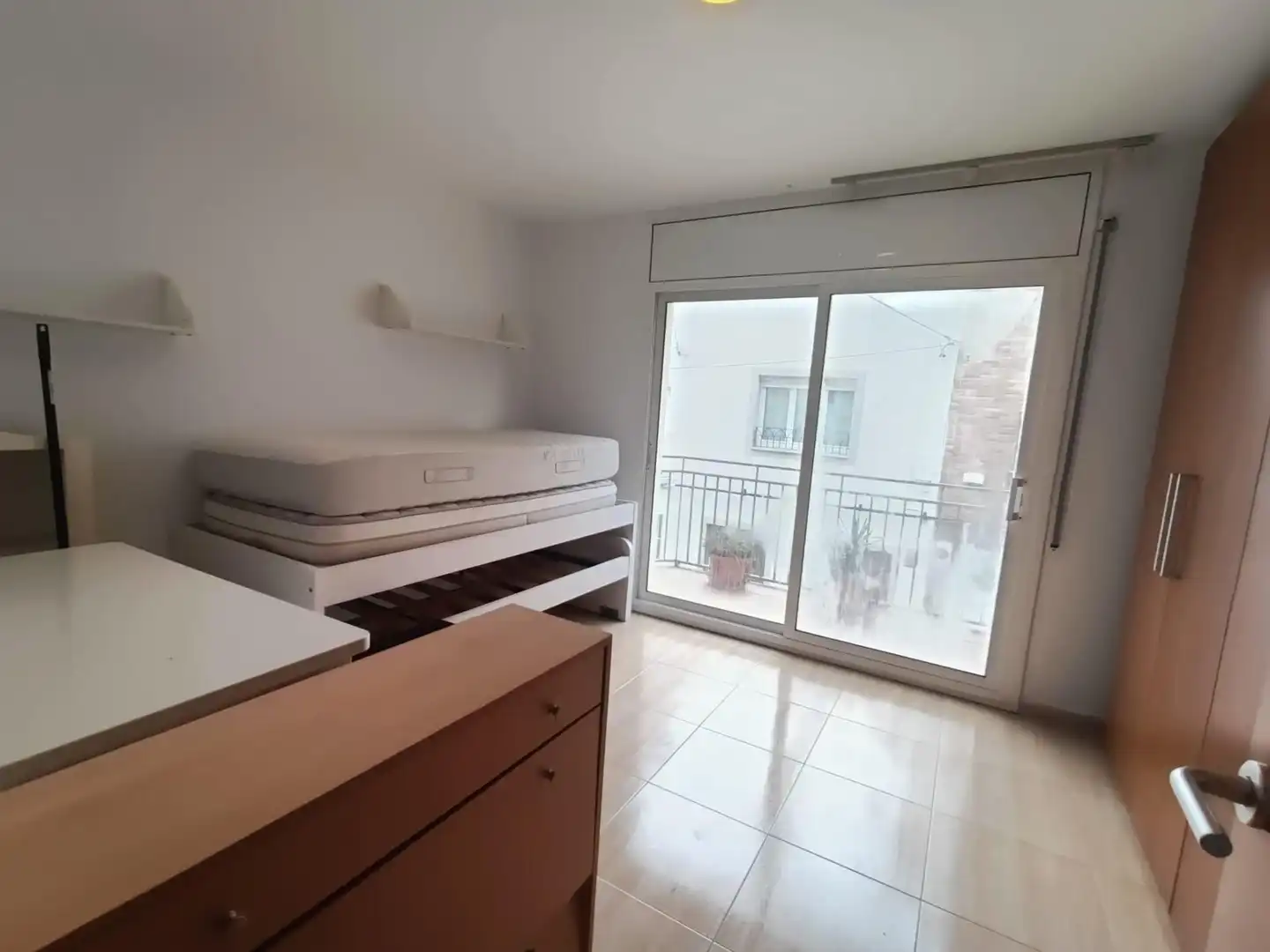 Schlafzimmer von Haus oder Chalet zum Verkauf in Badalona mit Klimaanlage, Heizung und Parkett