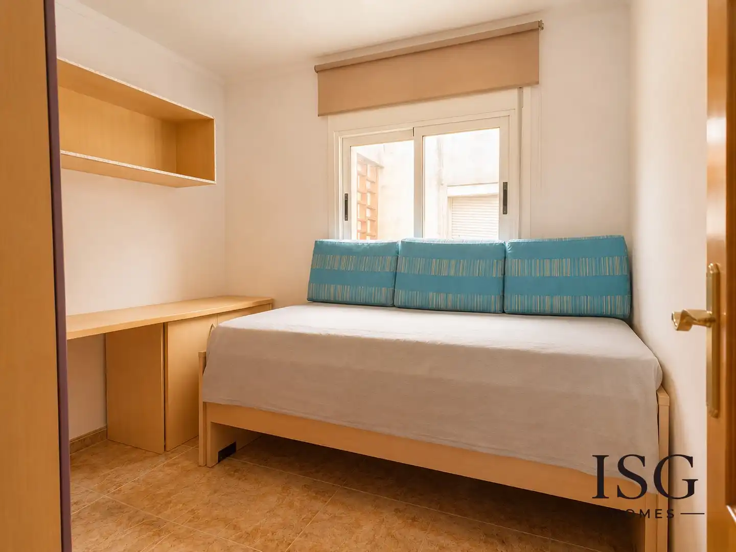 Schlafzimmer von Wohnung zum Verkauf in Tarragona mit Möbliert, Waschmaschine und Mikrowelle