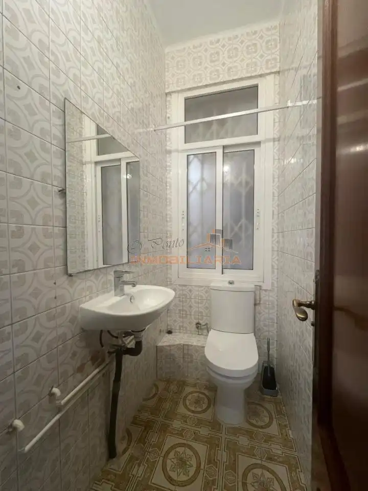 Bathroom of Flat for rent in Ferrol  with Furnished