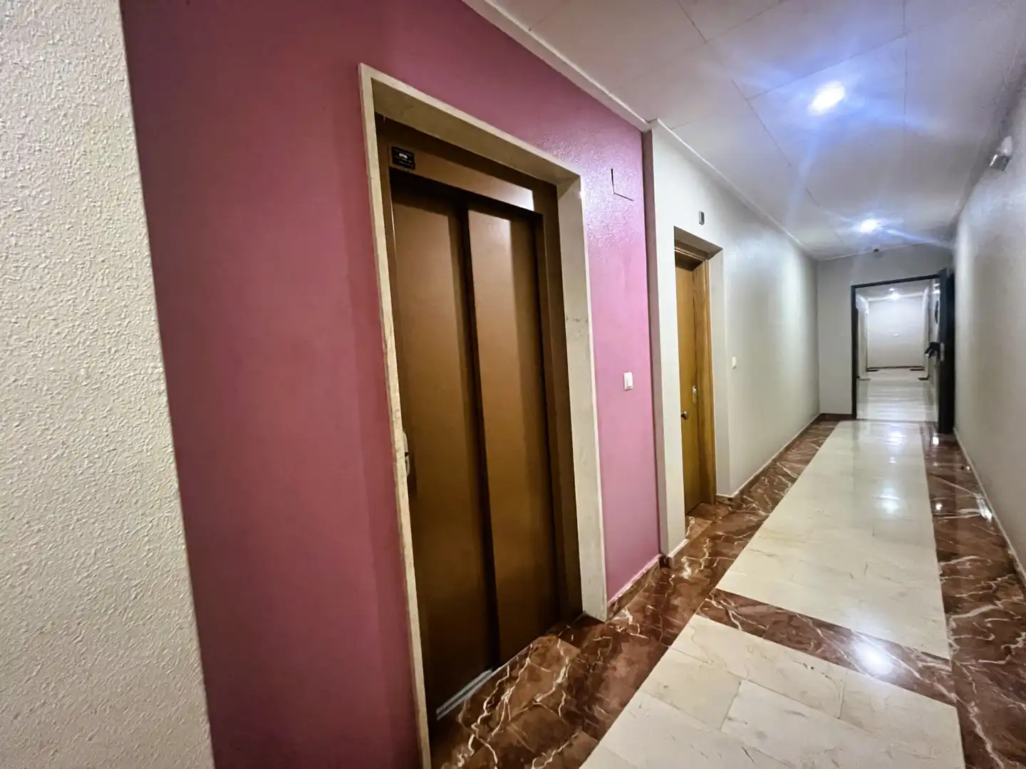 Erdgeschosswohnung mit Terrasse zum Verkauf in Calle Hermandad de la Resurrección, imagen 6