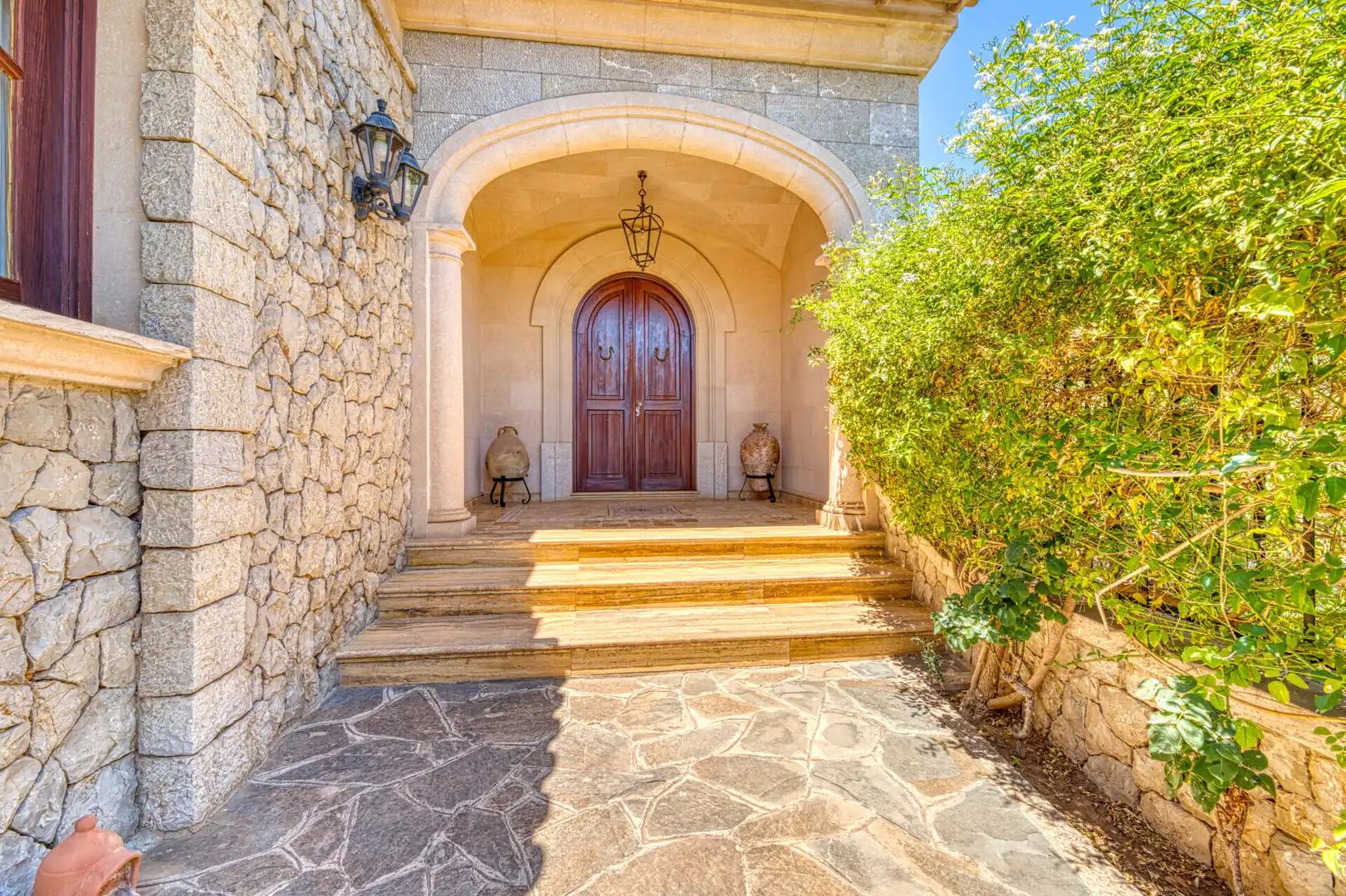 Houses for sale in Calvià  with Private garden