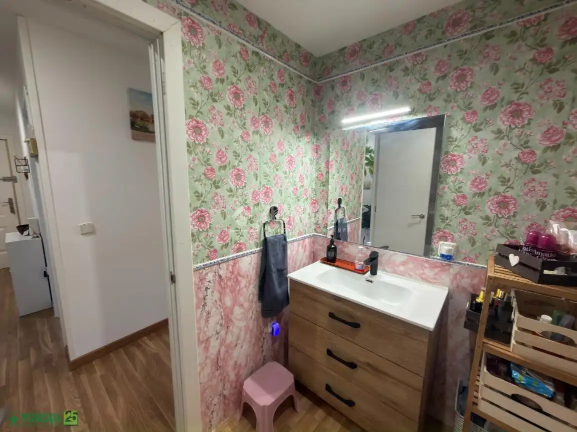 Baño de Piso en venta en Yepes con Aire acondicionado, Parquet y Terraza