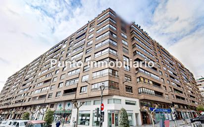 Exterior view of Flat for sale in Valladolid Capital  with Heating, Terrace and Storage room