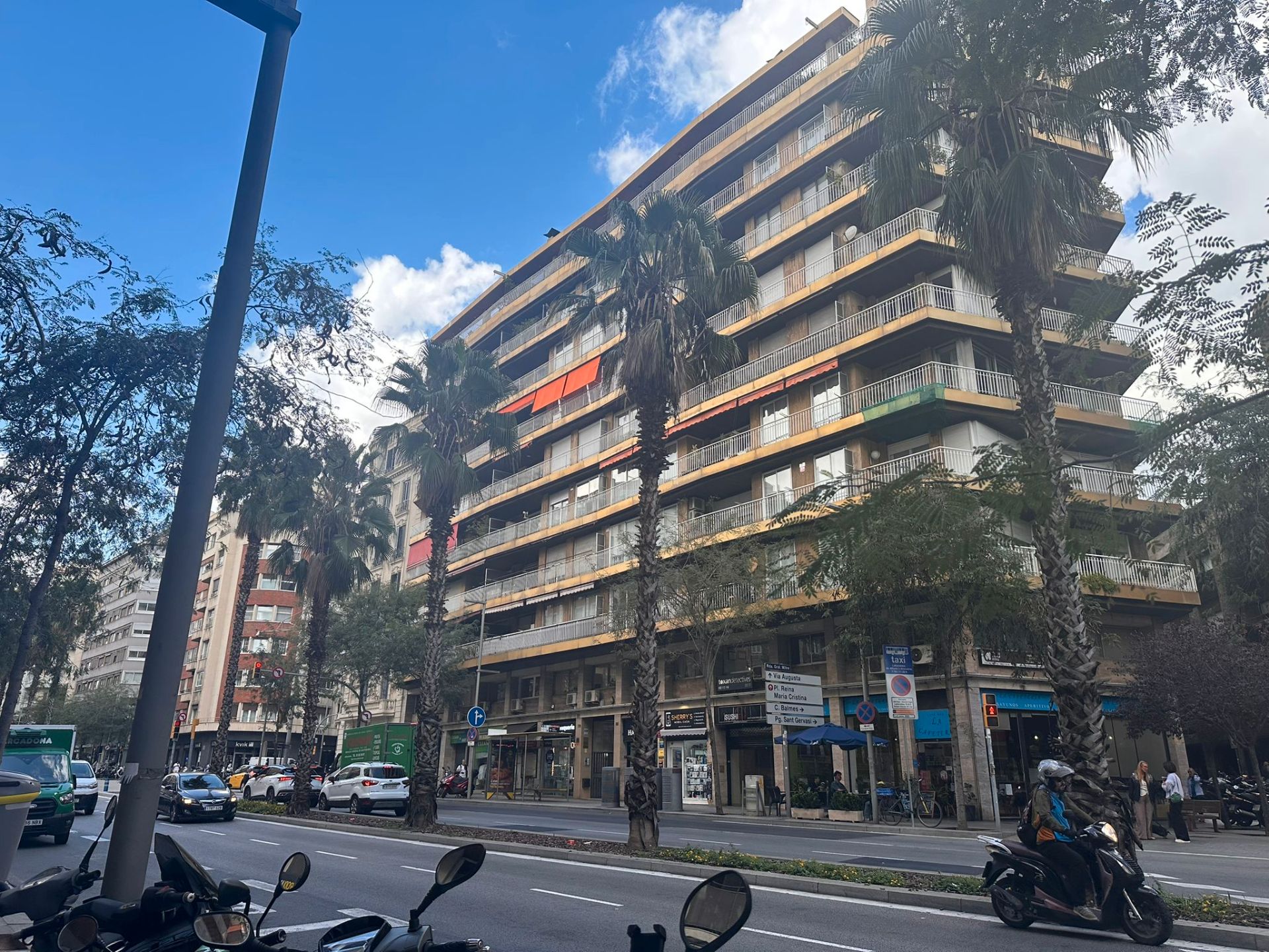 Estudi en venda a Ronda del General Mitre, El Putget i el Farró
