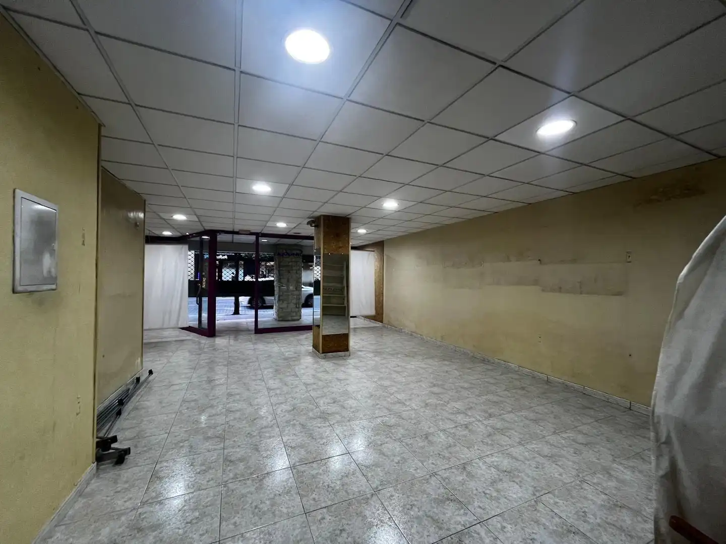 Local comercial en venda a Centro, imagen 3